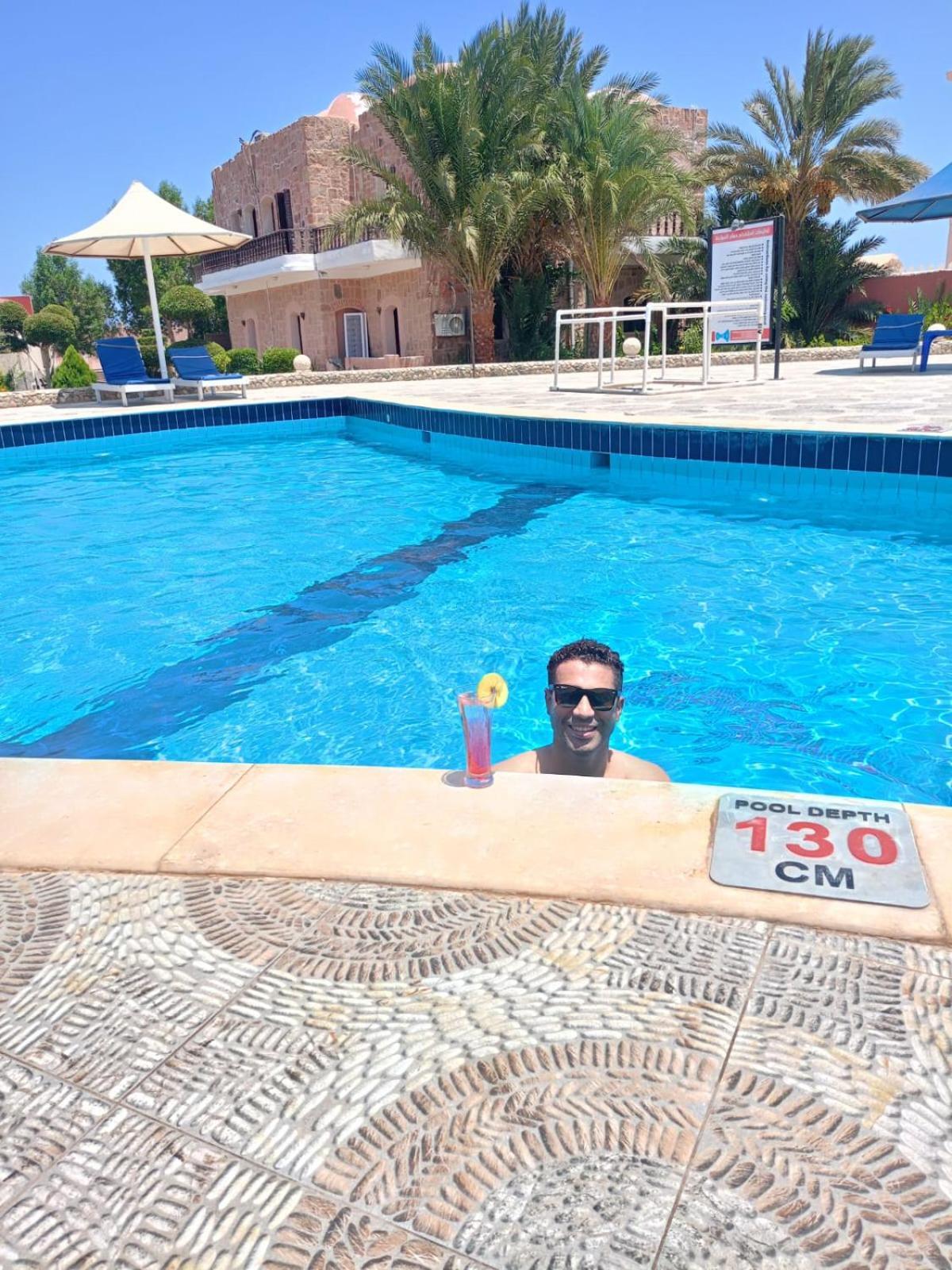 Dolphin Continental Hotel El Qoseir Bagian luar foto